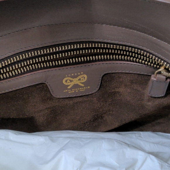 Anya Hindmarch taupe leather shoulder bag EUC - Picture 7 of 9